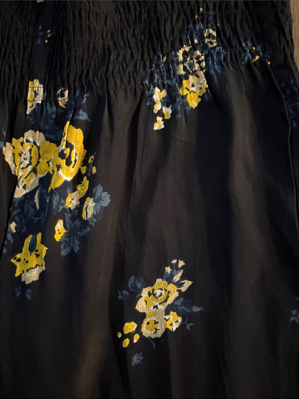 Free People flowy lightweight Pants Black with Yellow Floral Print XS - Picture 5 of 6